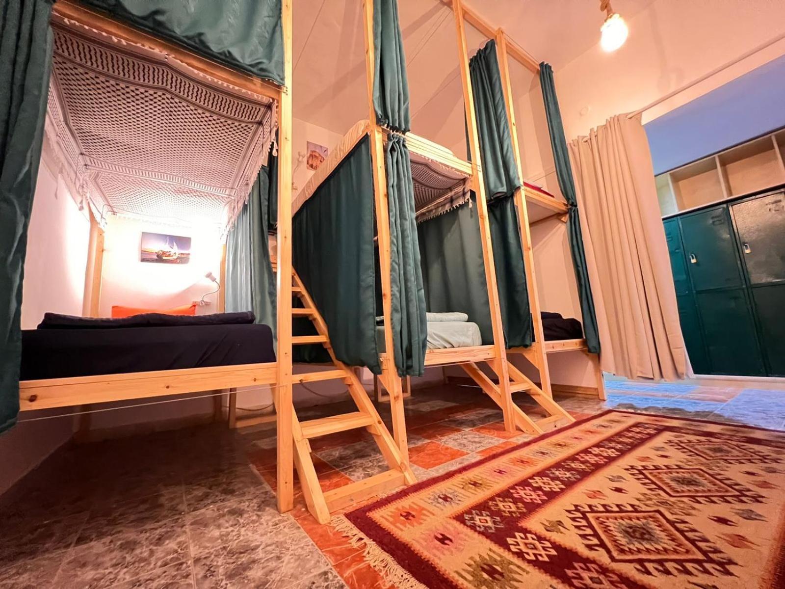 Mango Haus Hostel Aqaba Exterior photo